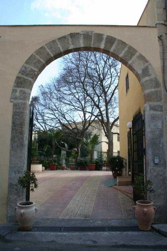 Hotel D'Orleans Palermo Exterior foto